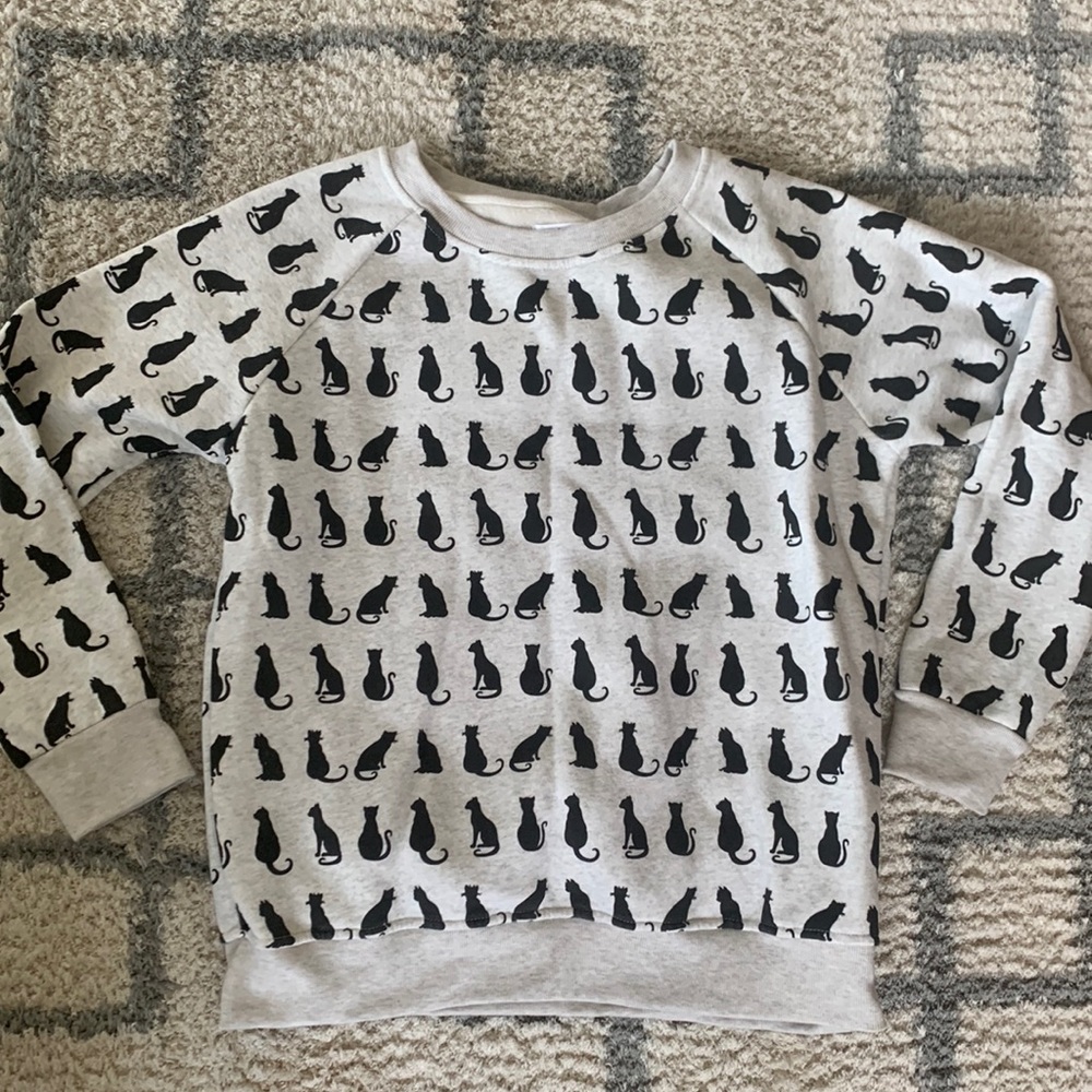 NWOT Cat lovers sweatshirt